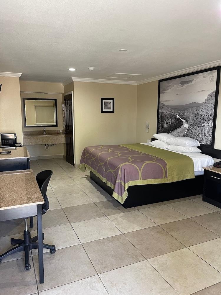 Motel Super 8 By Wyndham Mcallen-Downtown-Airport-La Plaza Mall Exteriér fotografie