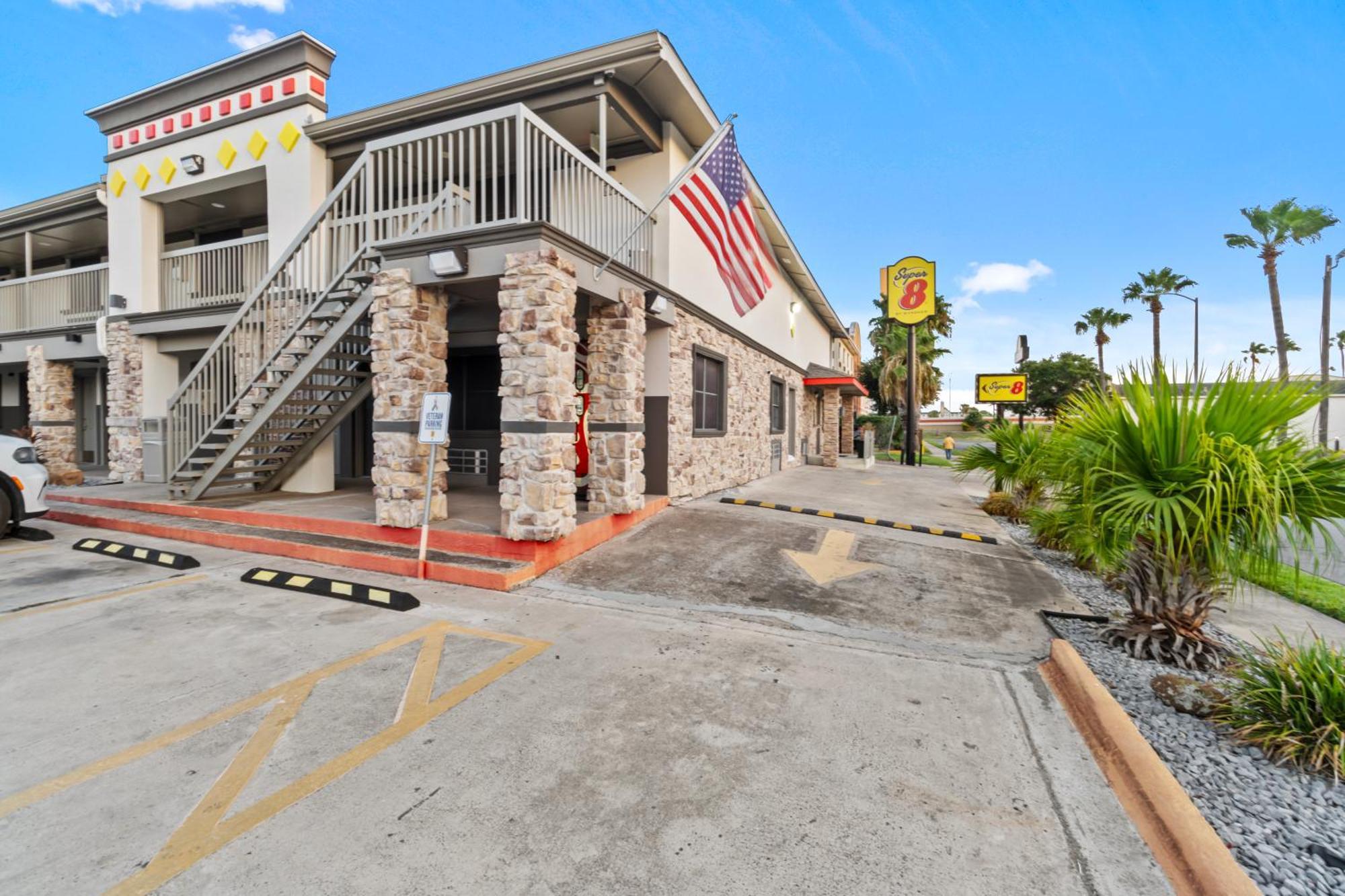 Motel Super 8 By Wyndham Mcallen-Downtown-Airport-La Plaza Mall Exteriér fotografie